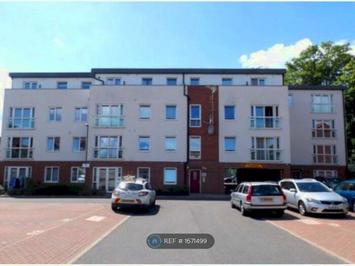 2 Bedroom Flat To Rent In Watford, Watford, WD18