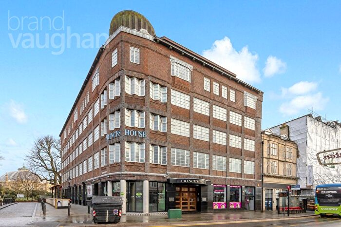 1 Bedroom Flat To Rent In North Street, Brighton, East Sussex, BN1