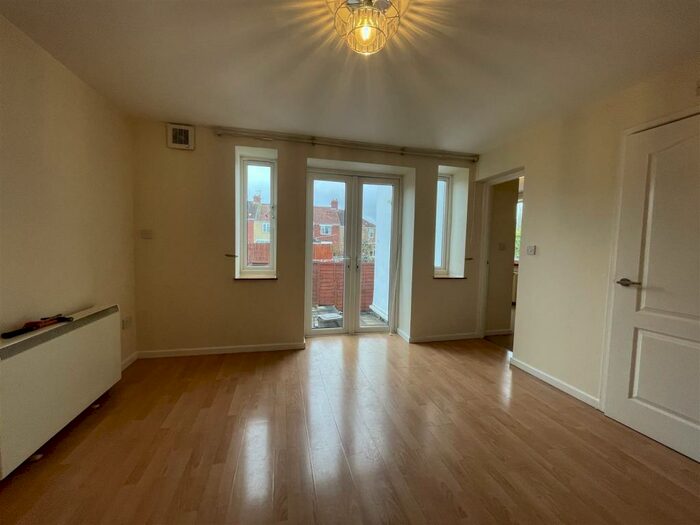 2 Bedroom Property To Rent In Bishopsworth Road, Bishopsworth, Bristol, BS13