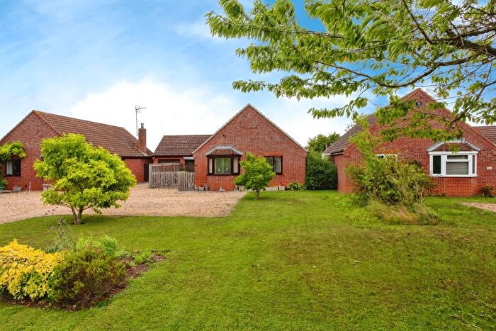 3 Bedroom Detached Bungalow For Sale In Cornfields, Tydd St. Giles, Wisbech, PE13