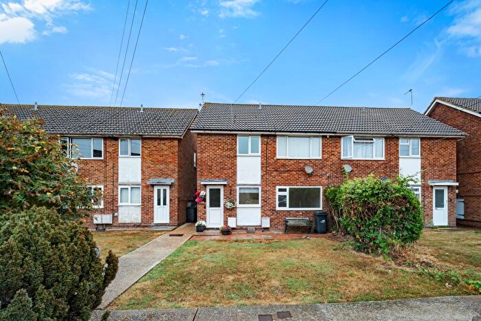1 Bedroom Maisonette To Rent In Ashford Close, Hailsham, BN27