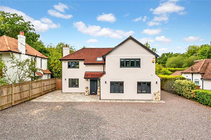 4 Bedroom Detached House For Sale In New Lane, Sutton Green, Guildford, Surrey, GU4
