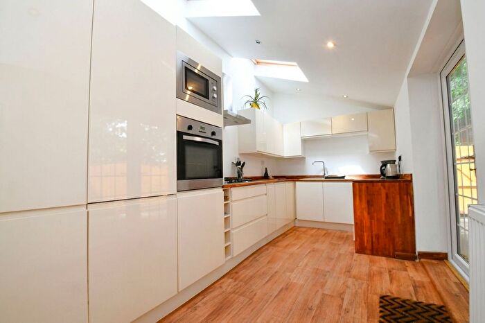 4 Bedroom End Terrace House For Sale In Higher Green Lane, Tyldesley, M29