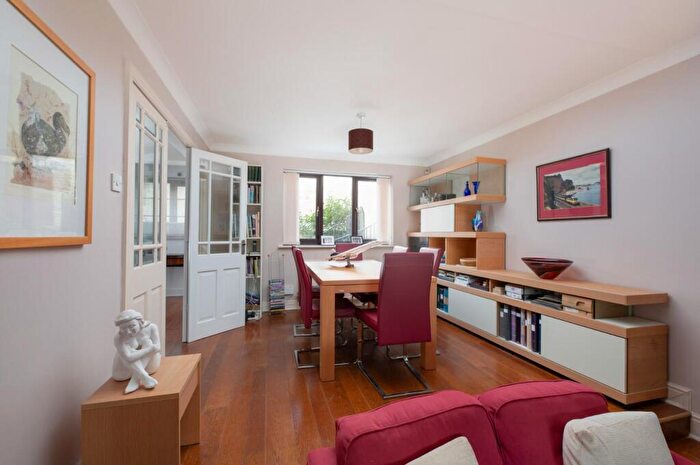 4 Bedroom Semi-Detached House For Sale In Upper East Hayes, Bath, BA1