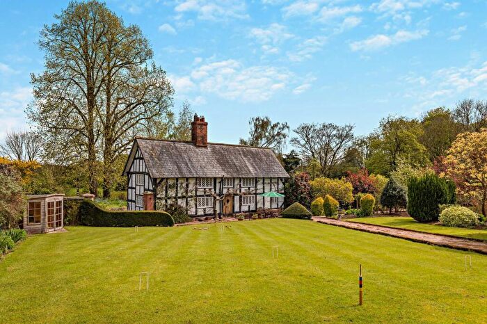 3 Bedroom Detached House For Sale In Stone House Lane, Peckforton, Tarporley, Cheshire, CW6