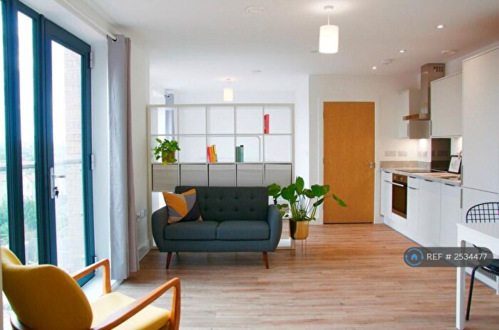 1 Bedroom Flat To Rent In Beckford House, Bristol, BS1