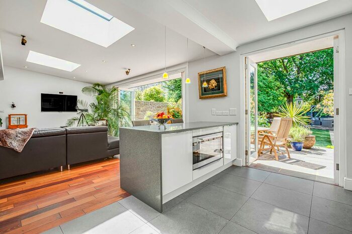 6 Bedroom Semi-Detached House To Rent In Petersham Road, Richmond, Surrey, TW10