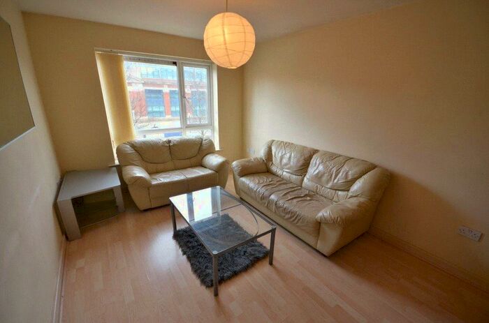 2 Bedroom Apartment To Rent In Sugar Mill Square, Foster Street, Salford, M5