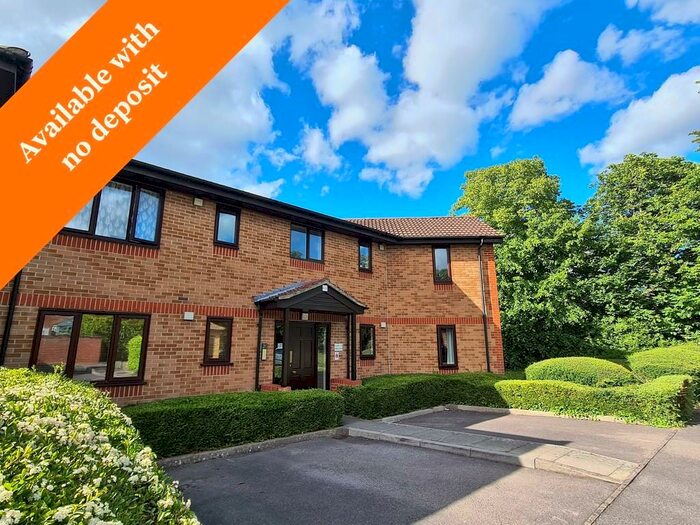 2 Bedroom Apartment To Rent In Kern Close, Southampton, SO16