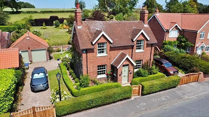 4 Bedroom Detached House For Sale In Main Street, Etton, Beverley, HU17