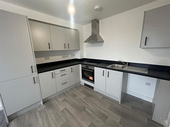 2 Bedroom Flat To Rent In Carlton Apartments, Goole, DN14
