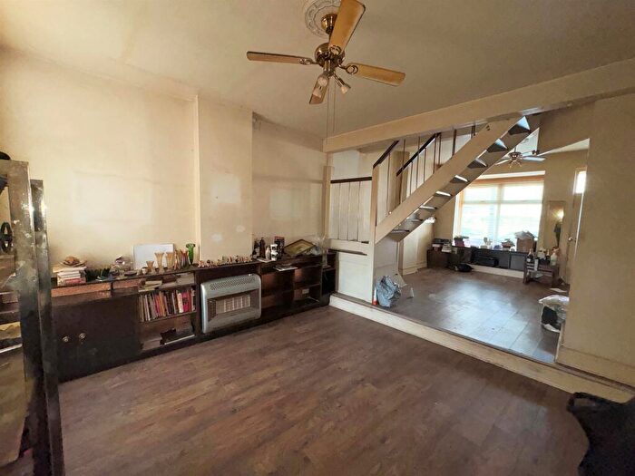 2 Bedroom Terraced House For Sale In Arden Road, Smethwick, B67