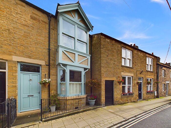 3 Bedroom Terraced House For Sale In The Causeway, Wolsingham, DL13