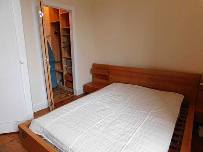 1 Bedroom Flat To Rent In Springwell Place, Edinburgh, EH11