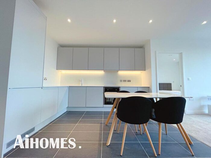 2 Bedroom Apartment To Rent In Local Crescent, Hulme Street, Salford, M5