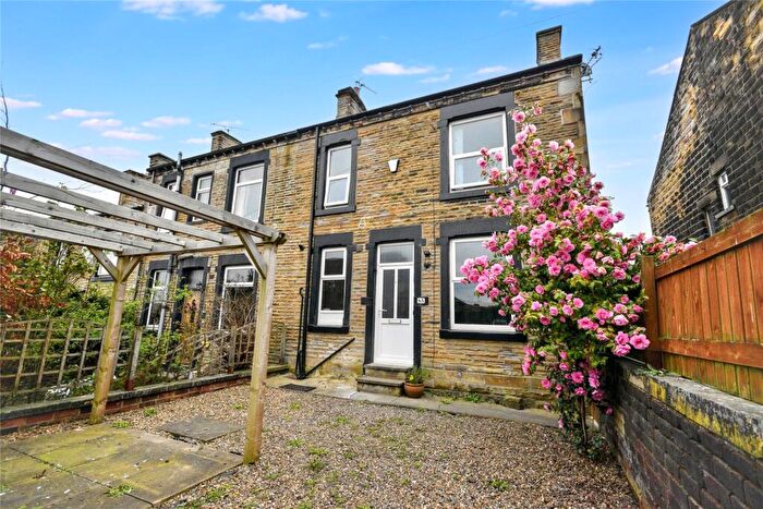 2 Bedroom Terraced House To Rent In New Bank Street, Morley, Leeds, West Yorkshire, LS27