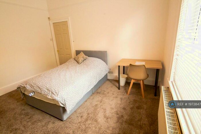 5 Bedroom Terraced House To Rent In Pedder Street, Ashton-On-Ribble, Preston, PR2