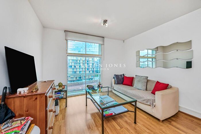 1 Bedroom Apartment To Rent In Warwick Building, Queenstown Road, London, SW11