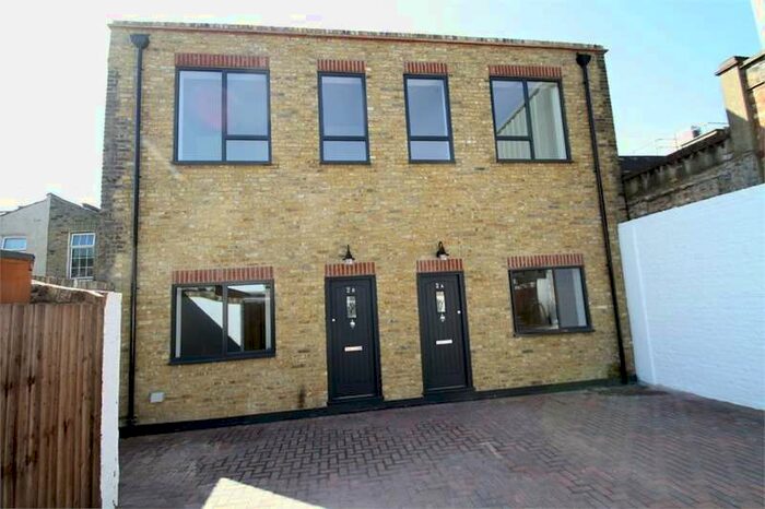 2 Bedroom Semi-Detached House To Rent In Caulfield Road, Caulfield Road, Caulfield Road, E6