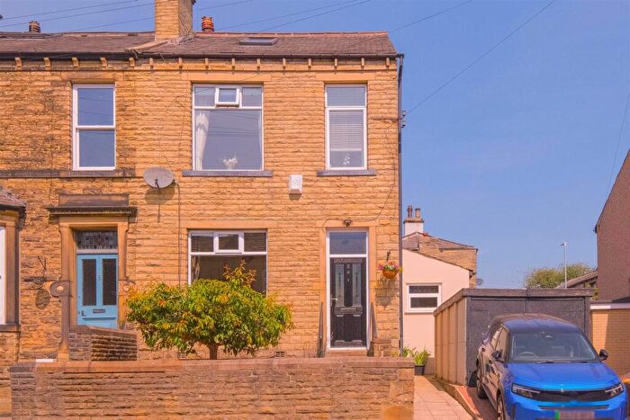 4 Bedroom Terraced House For Sale In Lister Street, Brighouse, HD6