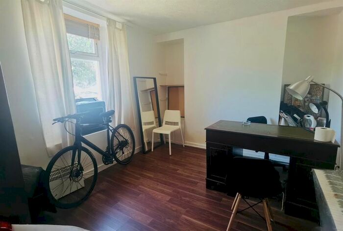 2 Bedroom Semi-Detached House To Rent In Bathurst Street, Swansea, SA1