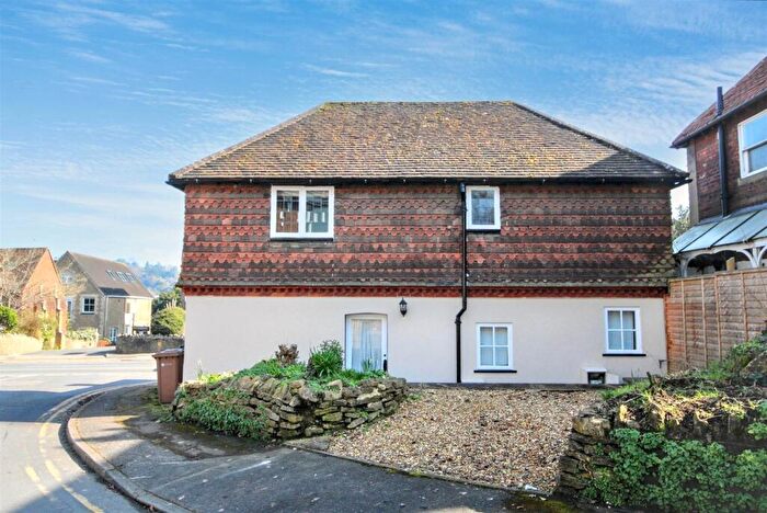 3 Bedroom Detached House To Rent In Guildown Road, Guildford, GU2