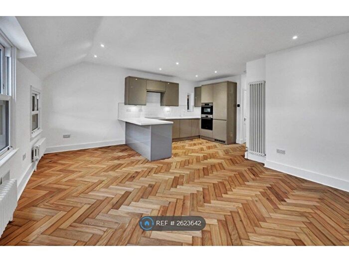 2 Bedroom Flat To Rent In Salford Road, London, SW2