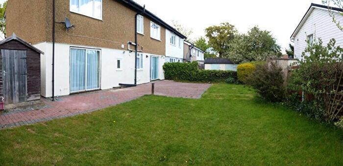 8 Bedroom Semi Detached House For Sale In Hutton Walk, Harrow, HA3