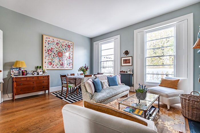 4 Bedroom Flat For Sale In Sussex Street, London, SW1V