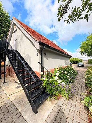 Studio To Rent In Oak Farmhouse, Mill Lane, Clacton-On-Sea, Essex, CO16