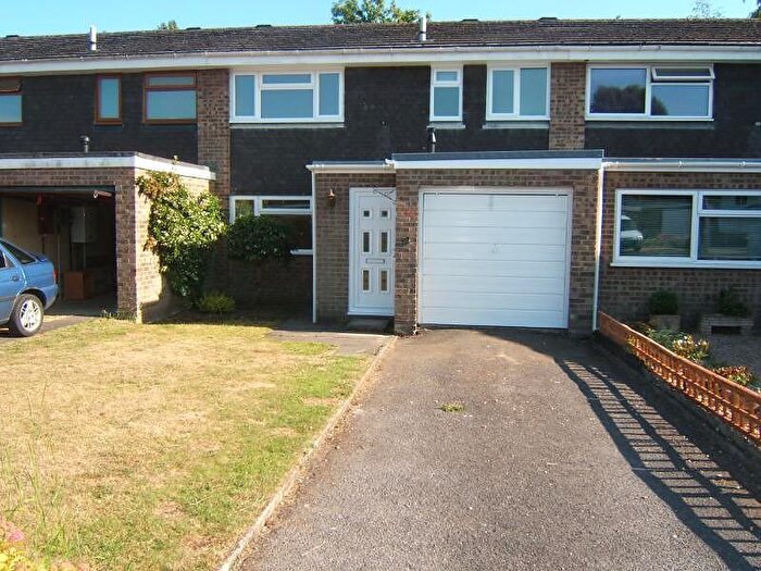 3 Bedroom Terraced House To Rent In Fordingbridge, SP6