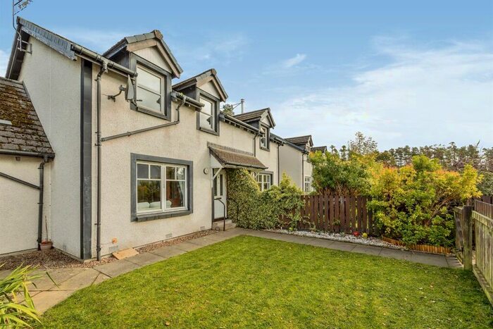 3 Bedroom Semi-Detached House For Sale In Glengyle Place, Callander, FK17