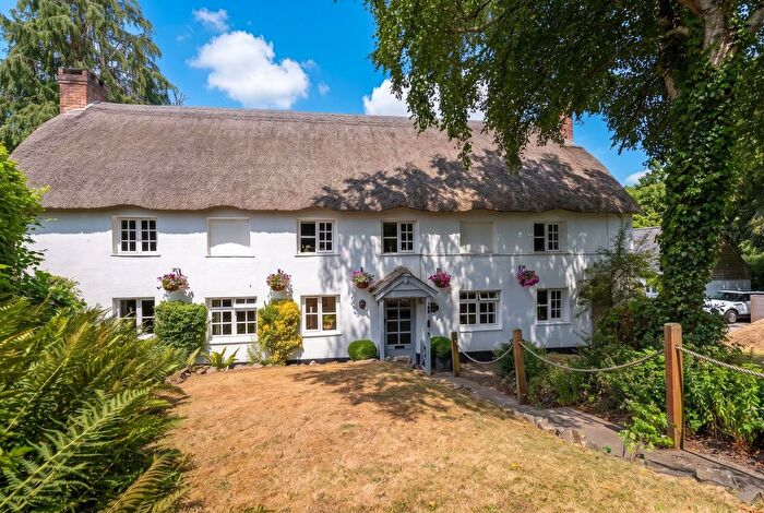 4 Bedroom Cottage For Sale In Cheriton Bishop, Exeter, EX6
