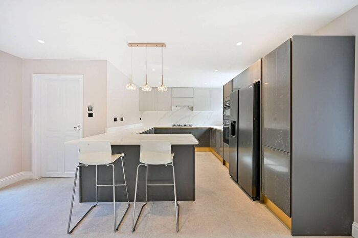 5 Bedroom Detached House To Rent In Renfrew Road, Kingston Hill, Kingston Upon Thames, KT2