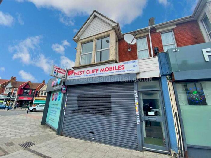 2 Bedroom Apartment To Rent In London Road, Westcliff, SS0