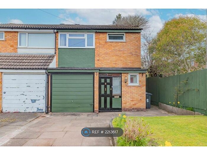 3 Bedroom Semi-Detached House To Rent In Pegasus Walk, Birmingham, B29