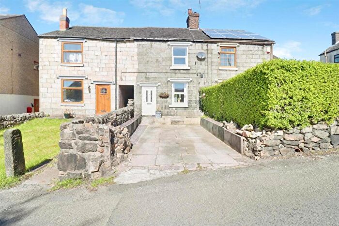 2 Bedroom House To Rent In The Hollow, Stoke-On-Trent, ST7