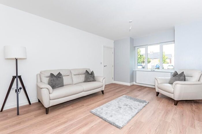 2 Bedroom Bungalow To Rent In Ruby Springs, Warrington, WA5