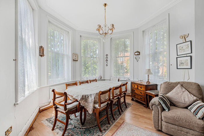 3 Bedroom Flat For Sale In Broadhurst Mansions, Broadhurst Gardens, London, London, NW6