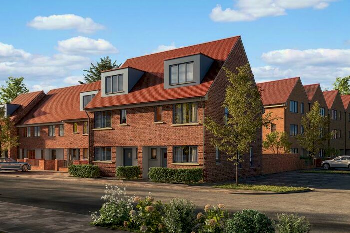 4 Bedroom Semi-Detached House To Rent In Woking, Surrey, GU21