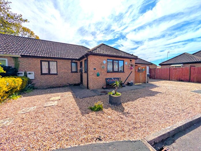 2 Bedroom Bungalow For Sale In Ramsay Close, Skegness, PE25