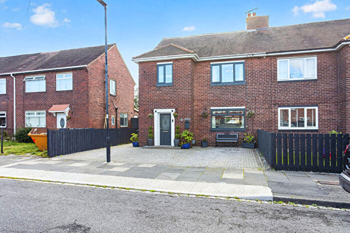 4 Bedroom Semi-Detached House For Sale In Elizabeth Drive, Newcastle Upon Tyne, NE12
