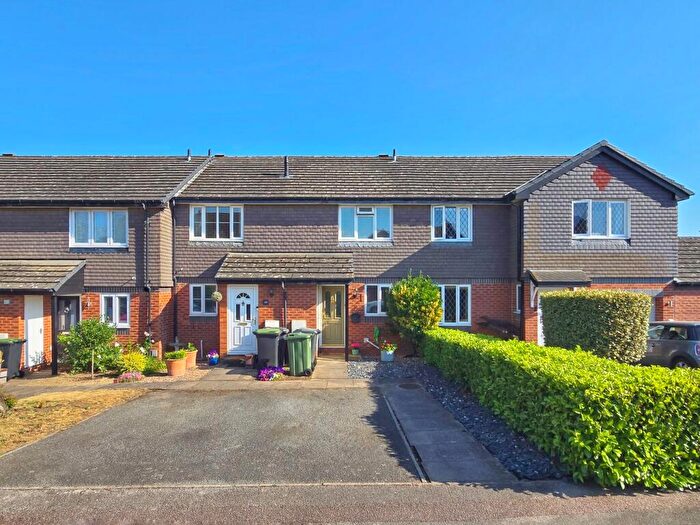 2 Bedroom Terraced House For Sale In Tavistock Avenue, Ampthill, Bedford, MK45