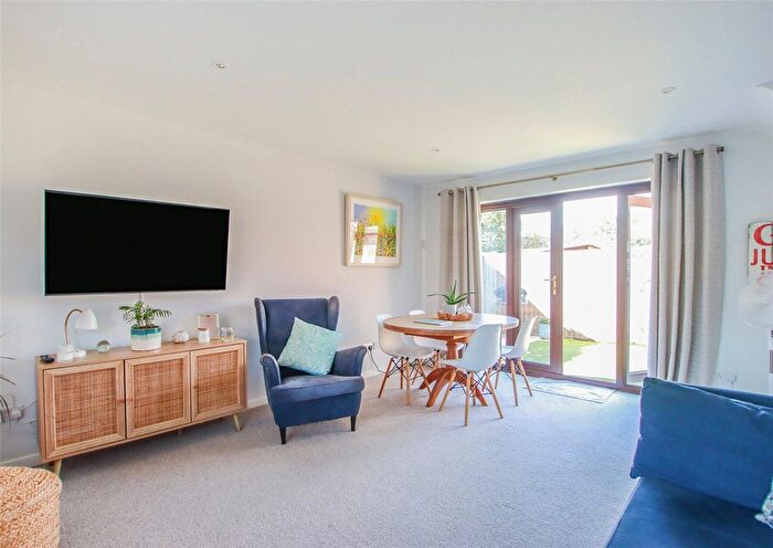 2 Bedroom Link Detached House For Sale In Wainsford Court, Pennington, Lymington, Hampshire, SO41