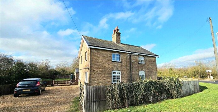 3 Bedroom Semi-Detached House To Rent In Hill Lane Cross Roads, Old Warden, SG18