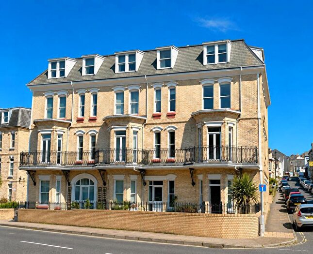2 Bedroom Flat For Sale In Wilder Road, Ilfracombe, EX34
