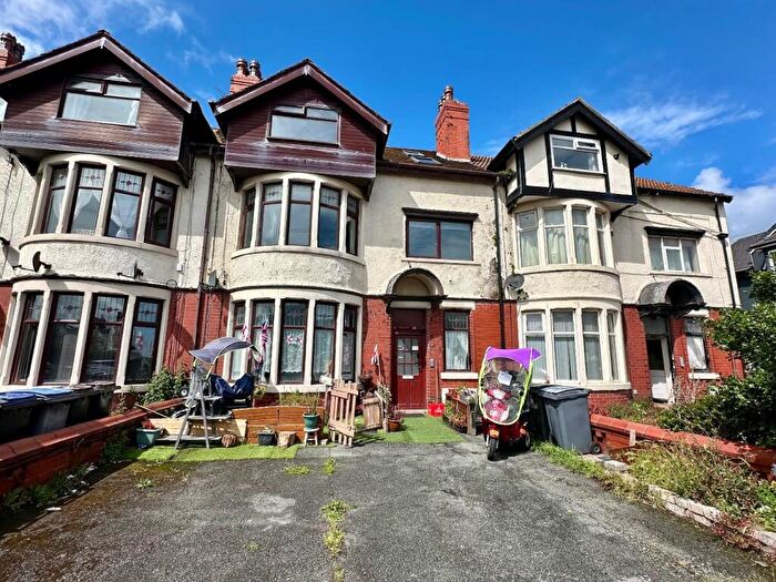 5 Bedroom Terraced House For Sale In Lytham Road, Blackpool, FY4