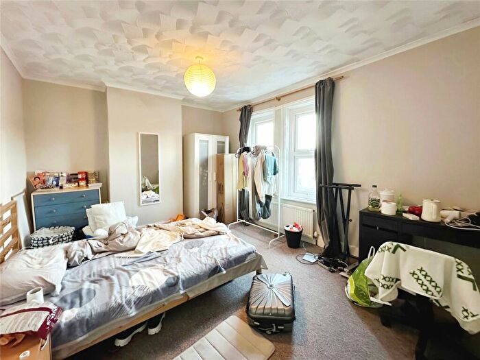 3 Bedroom Terraced House To Rent In Somerset Road, Southampton, Hampshire, SO17