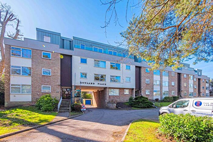 2 Bedroom Flat To Rent In Rutland Place, The Rutts, Bushey Heath, Bushey, WD23