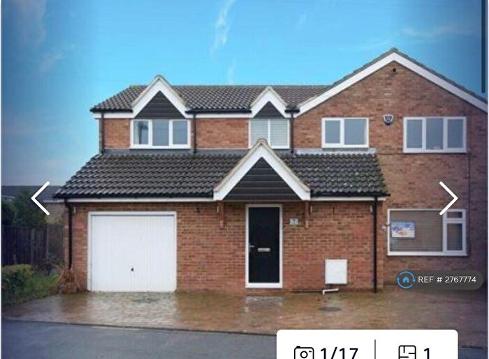 6 Bedroom Detached House To Rent In Honeydon Avenue, St.Neots, PE19